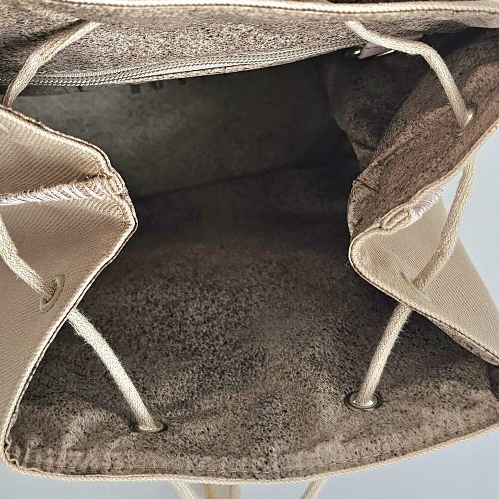 UGG BACKPACK NWOT! RARE. - Picture 3 of 13
